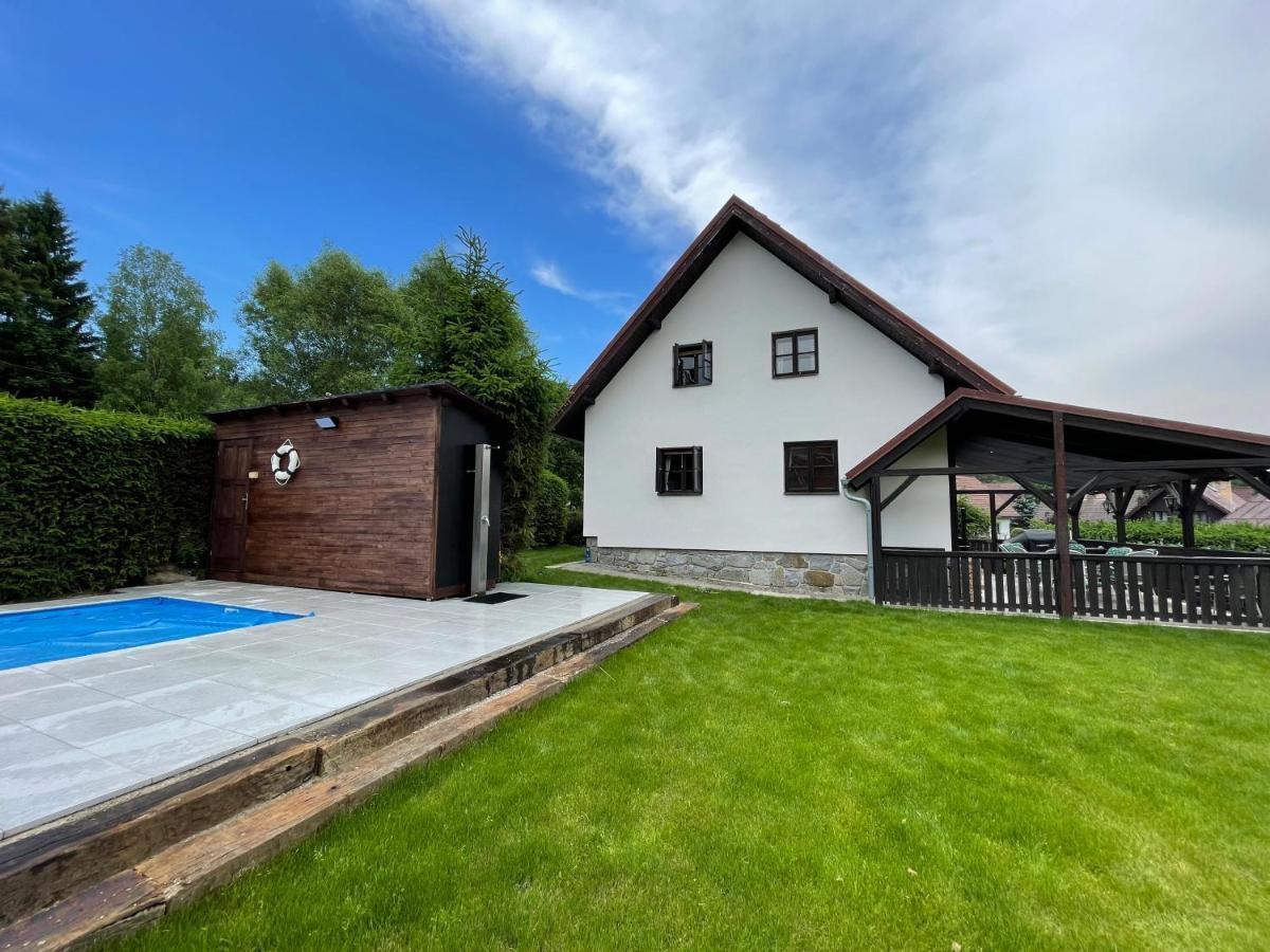 Holiday House Lipno-Slupecna ลิปโนนัดเวิลตาวู ภายนอก รูปภาพ