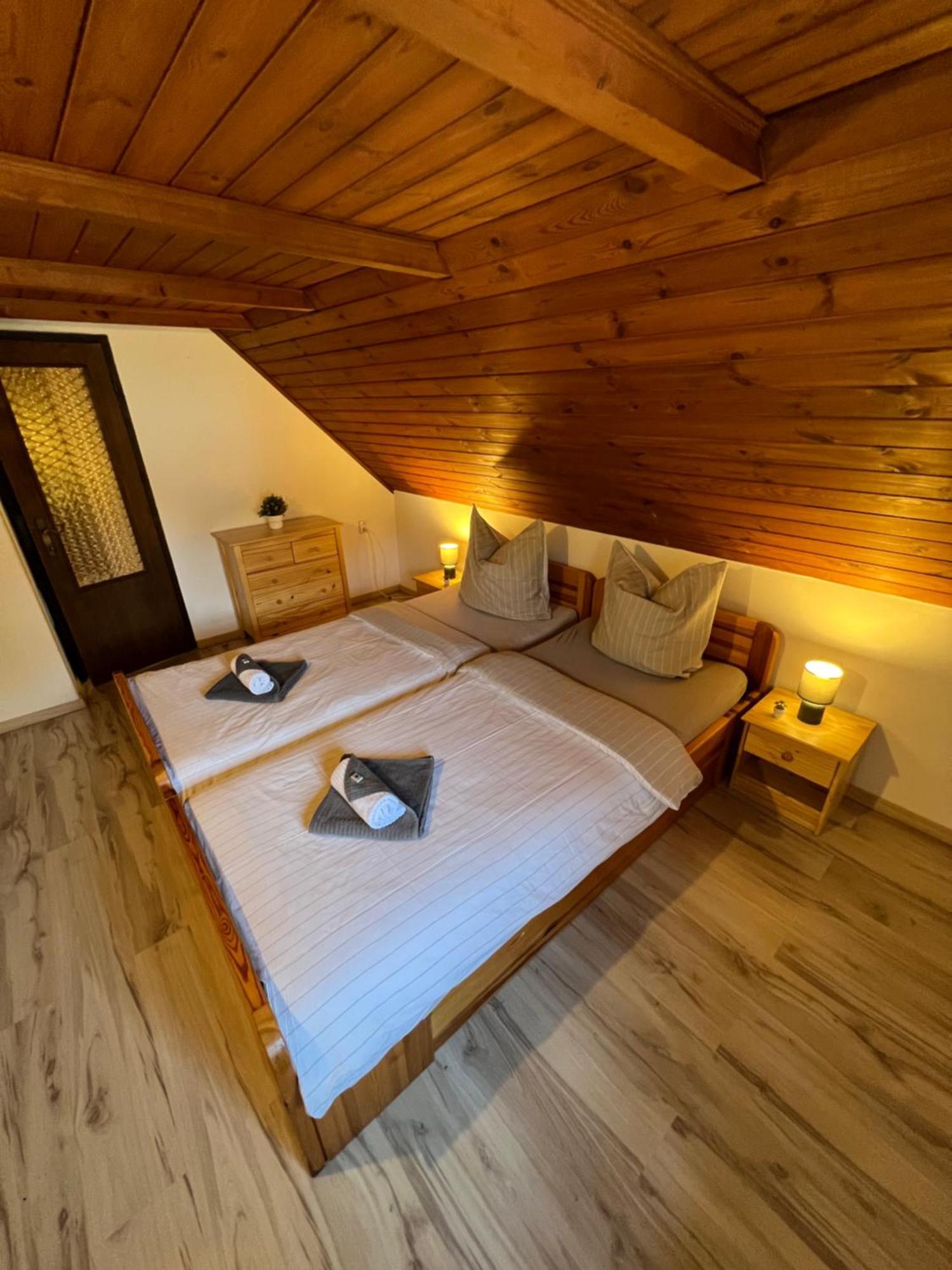 Holiday House Lipno-Slupecna ลิปโนนัดเวิลตาวู ภายนอก รูปภาพ